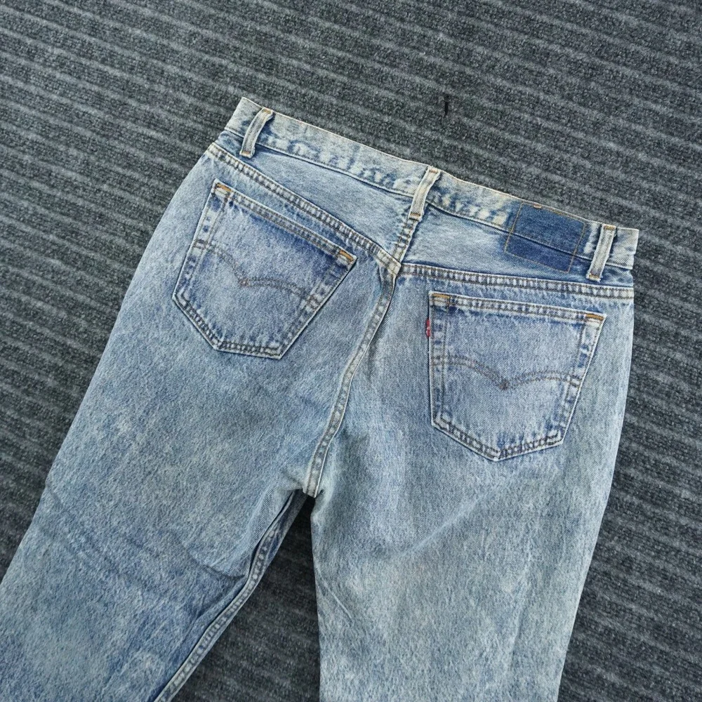 Levi's 501 Straight Leg Jeans Mens 33x28 Light Blue Vintage 90s Button Fly